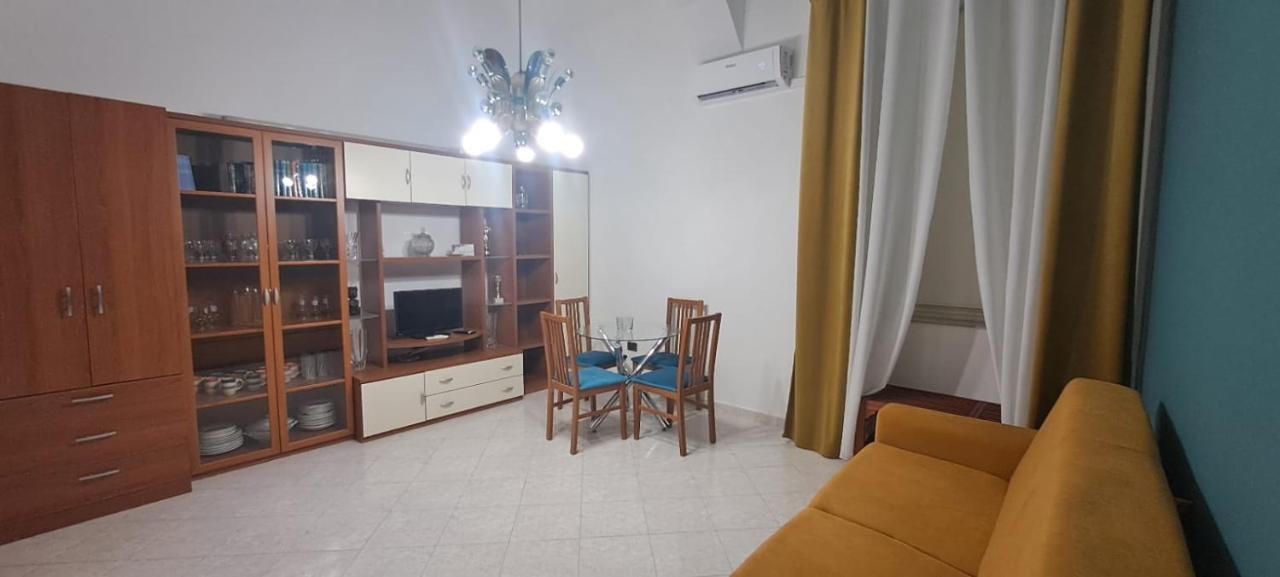 Apartamento Mendozza House Nápoles Exterior foto