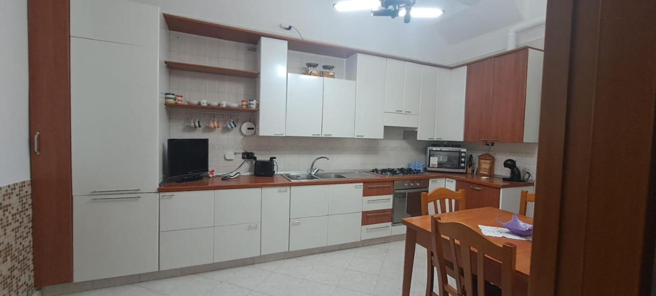 Apartamento Mendozza House Nápoles Exterior foto